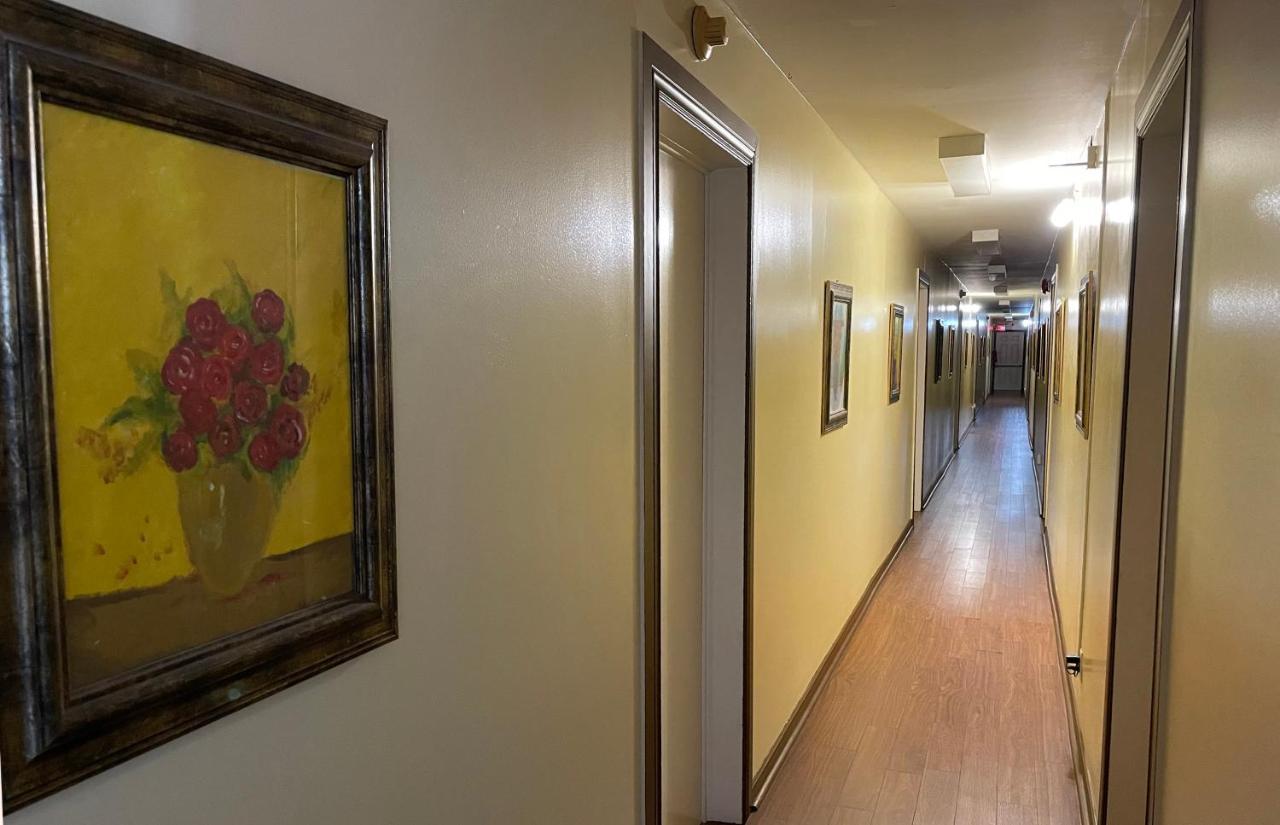 Auberge Restwell Motel Berry Mills Екстериор снимка